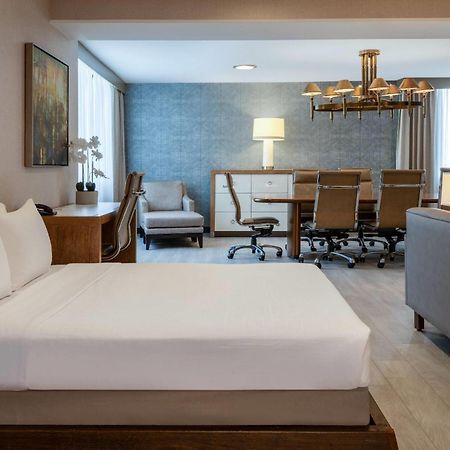 Wyndham Indianapolis Airport Hotel Buitenkant foto