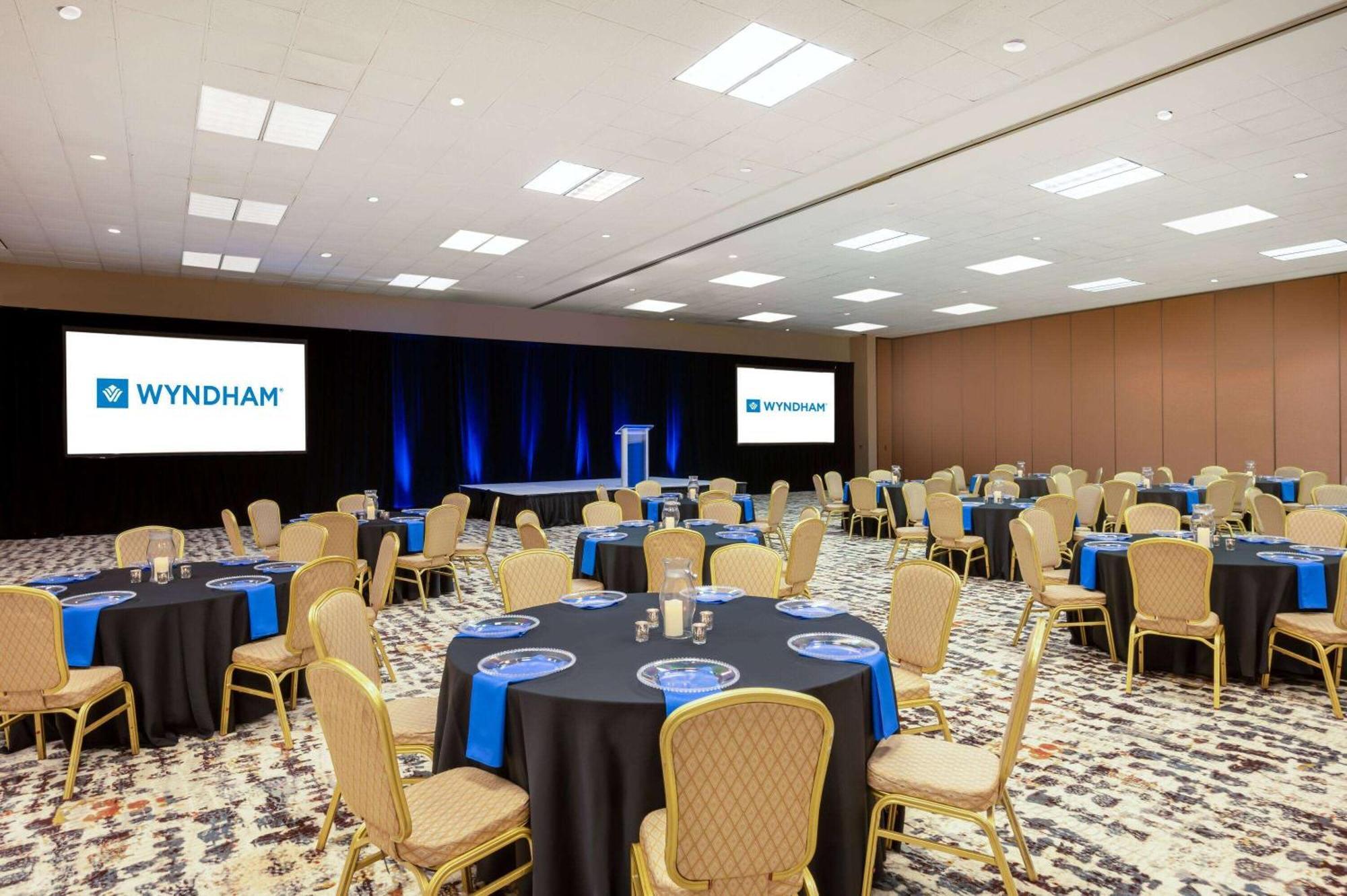 Wyndham Indianapolis Airport Hotel Buitenkant foto