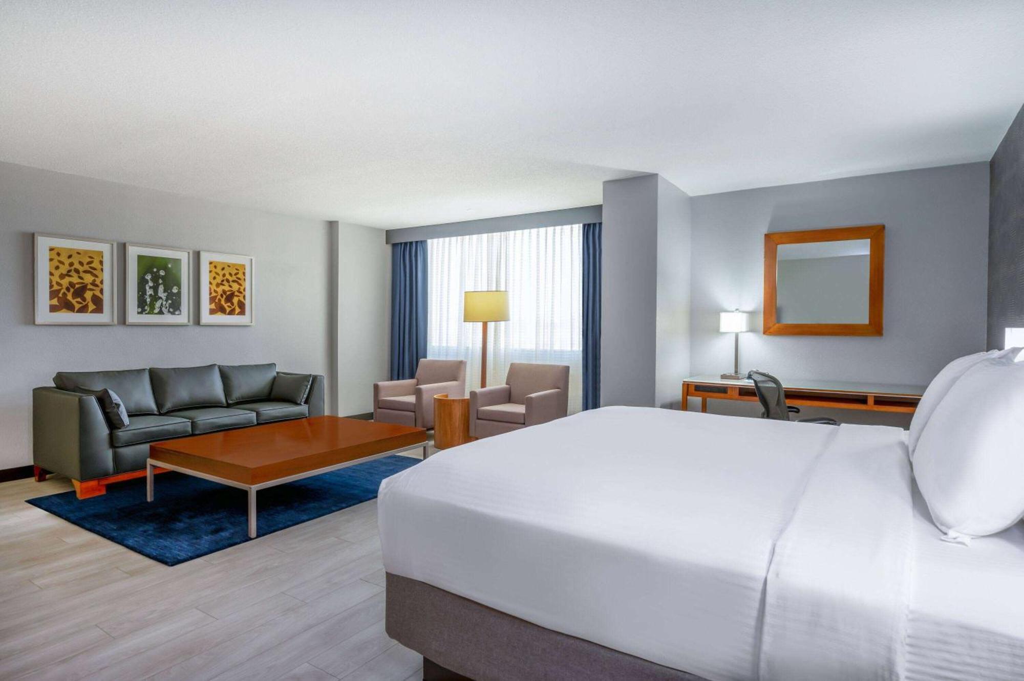 Wyndham Indianapolis Airport Hotel Buitenkant foto